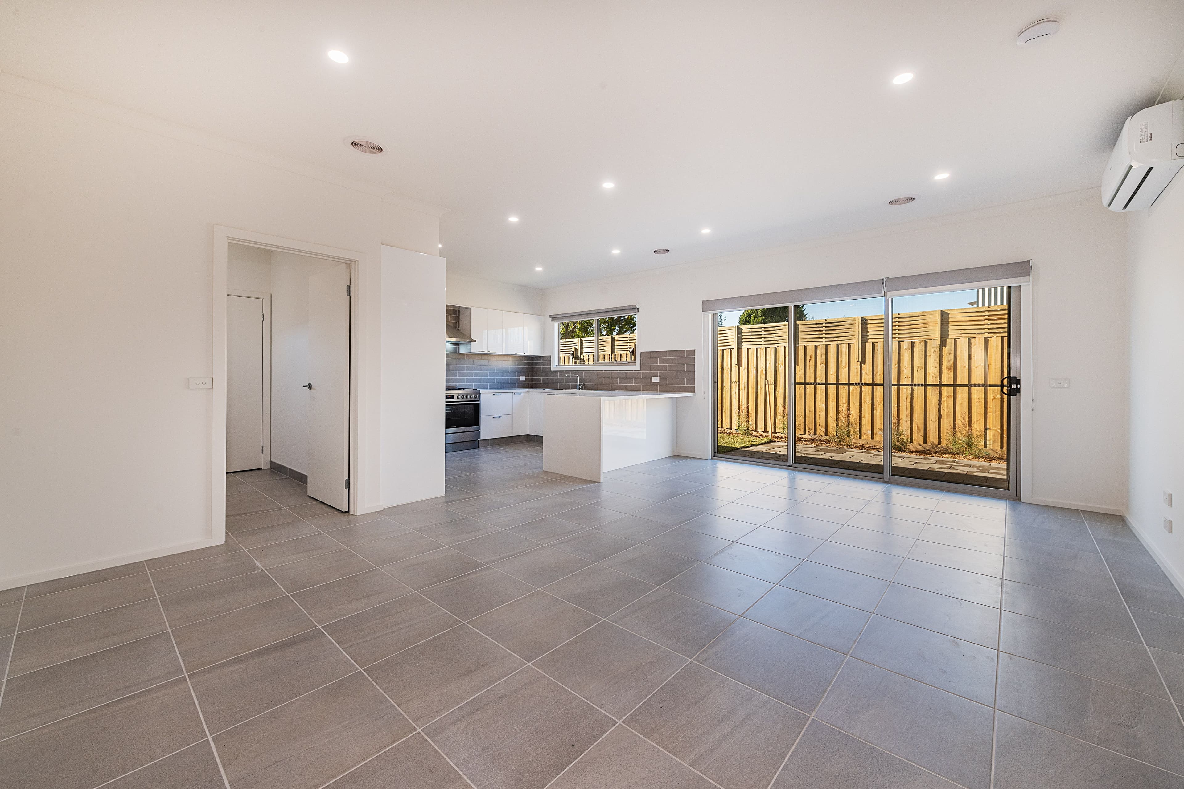 6 Kevin Court, Kilsyth VIC 3137, Kilsyth - Thumbnail 3