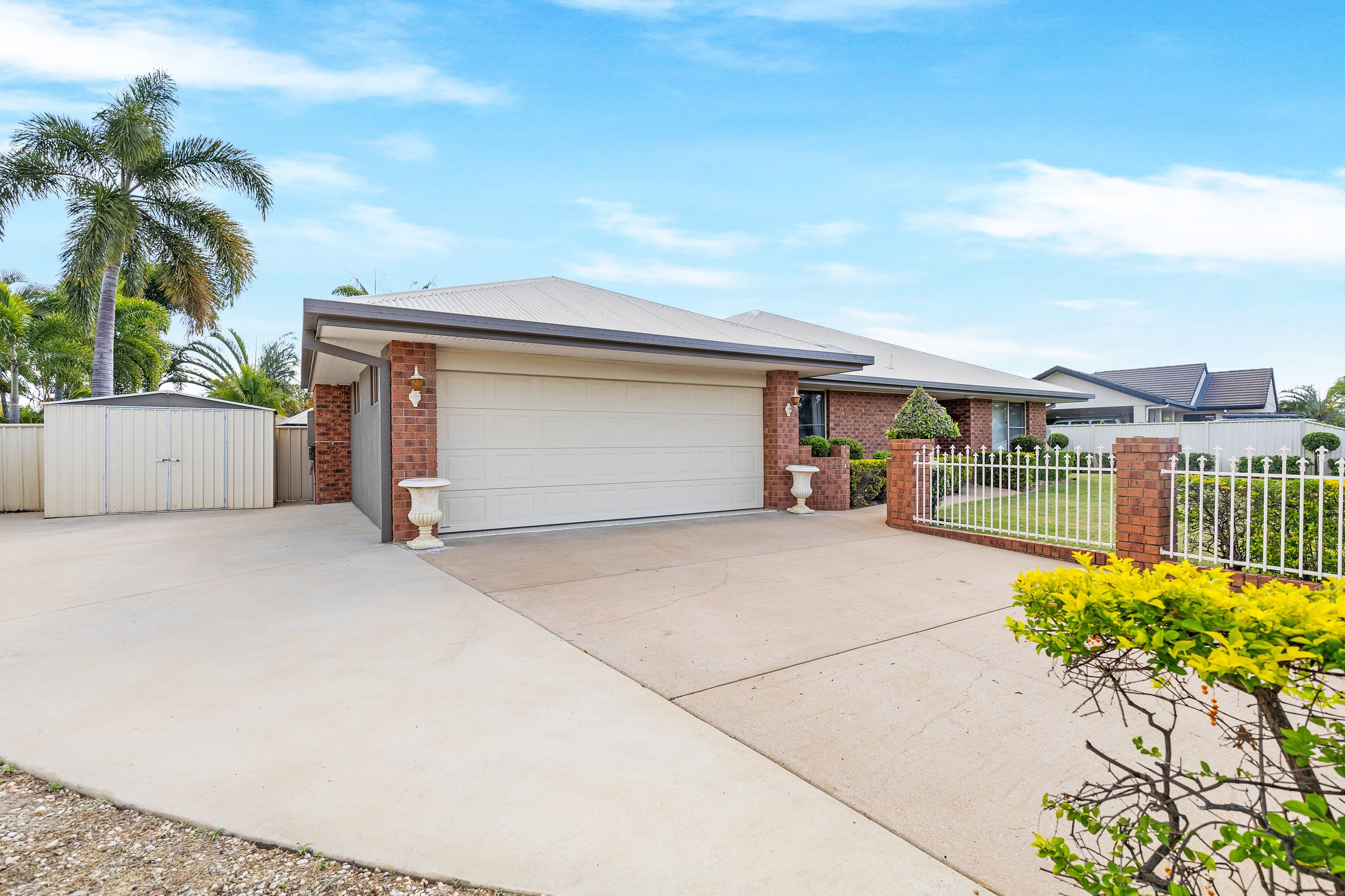 3 Dodd Drive, Emerald QLD 4720, Emerald - Thumbnail 2