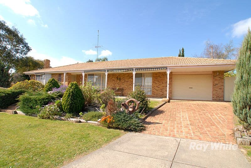 9 London Crescent, NARRE WARREN VIC 3805, Narre Warren - Image 1