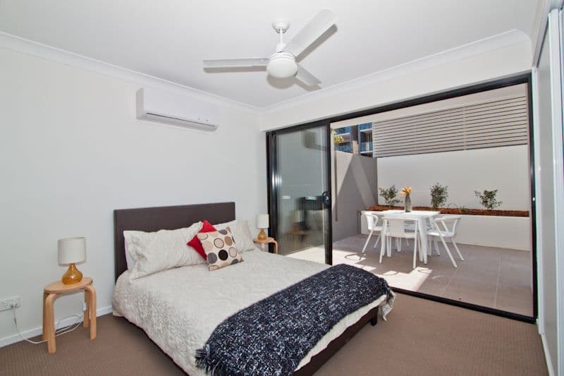 21 Fenton Street, FAIRFIELD QLD 4103, Fairfield - Thumbnail 2
