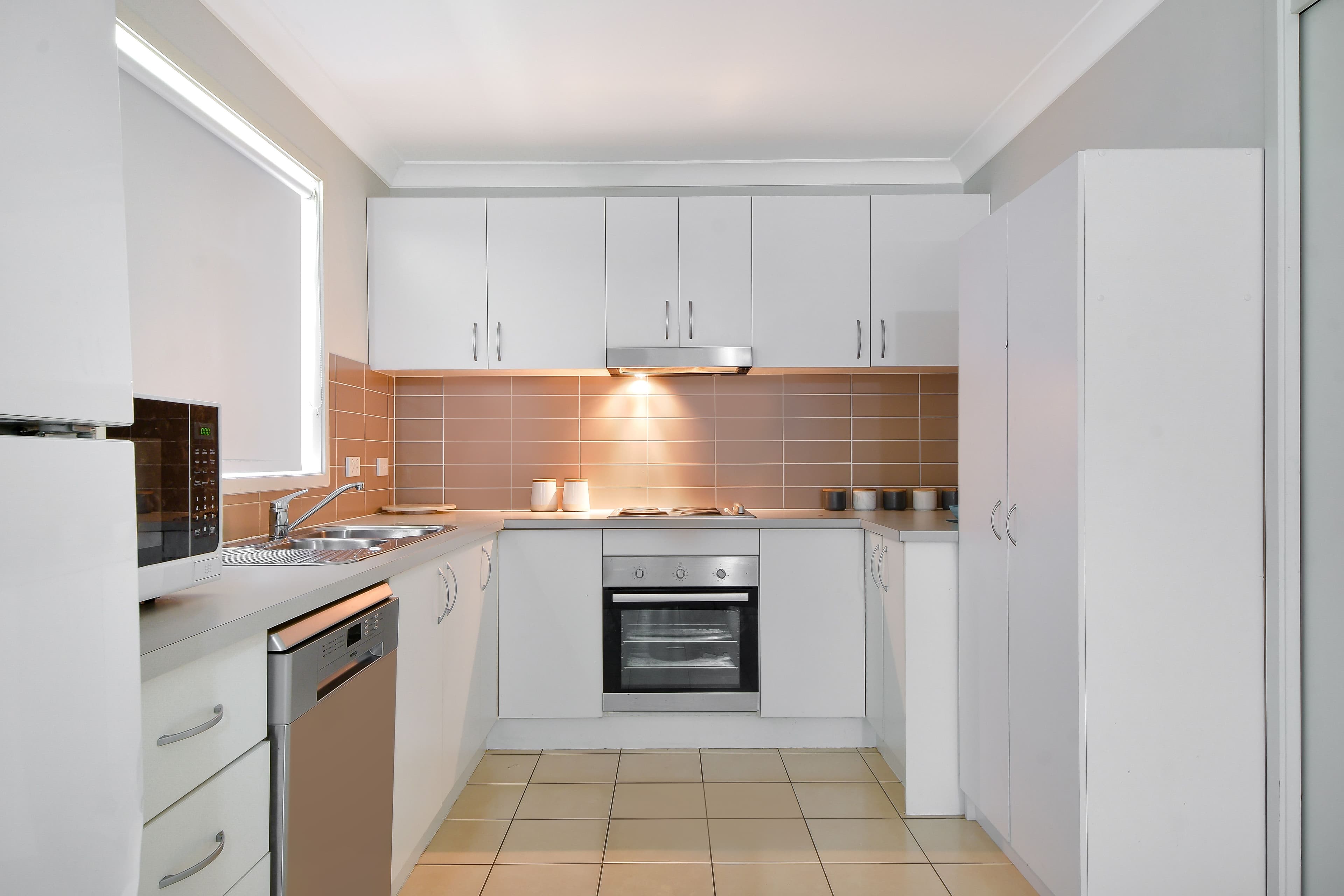 4 Kimberley Drive, Edmondson Park - Thumbnail 2