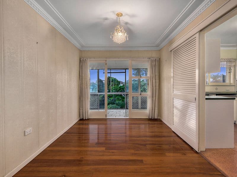 33 Brodie Street, Holland Park West QLD 4121, Holland Park West - Thumbnail 4