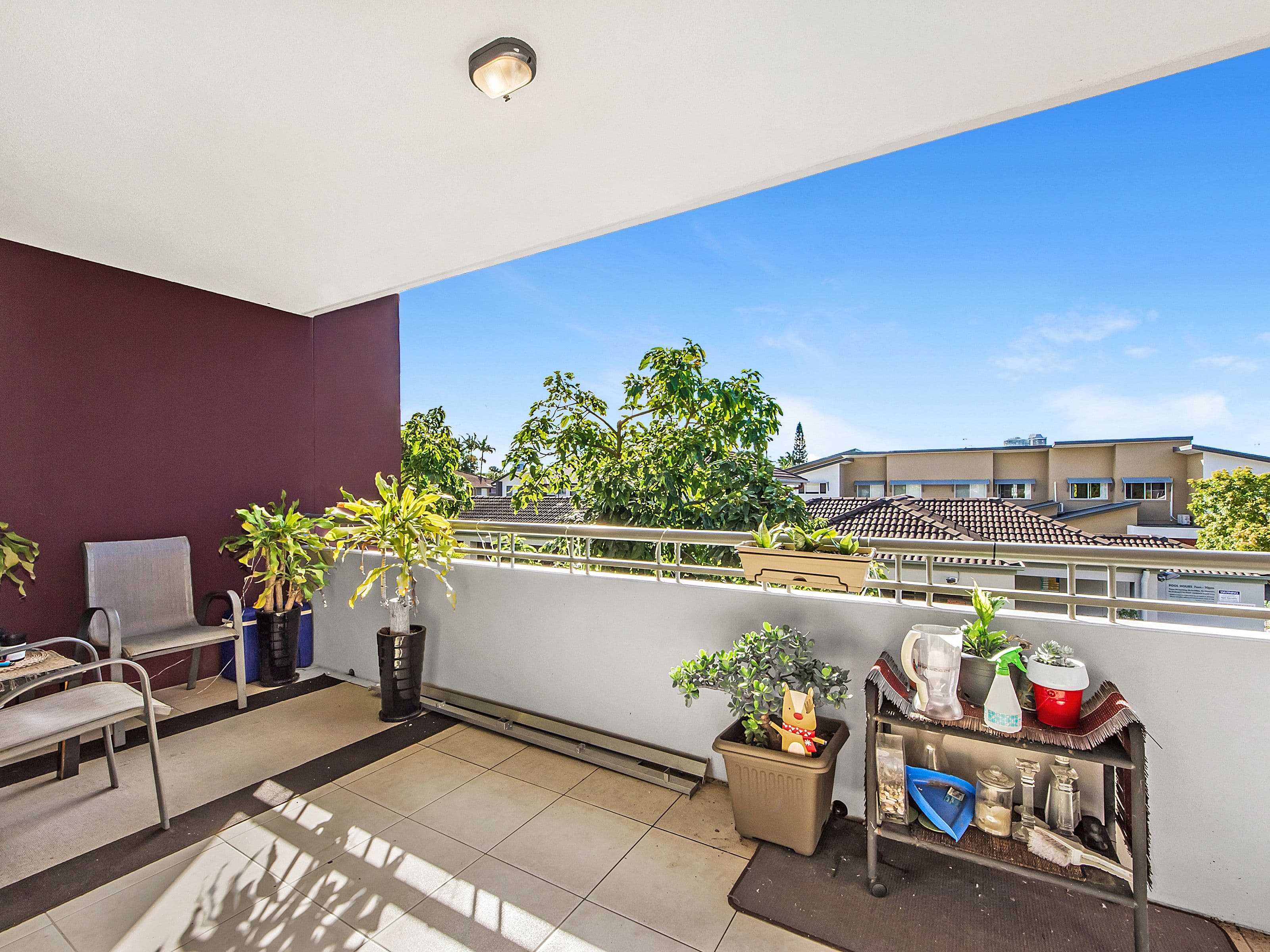 33 Clark Street, Biggera Waters QLD 4216, Biggera Waters - Thumbnail 2