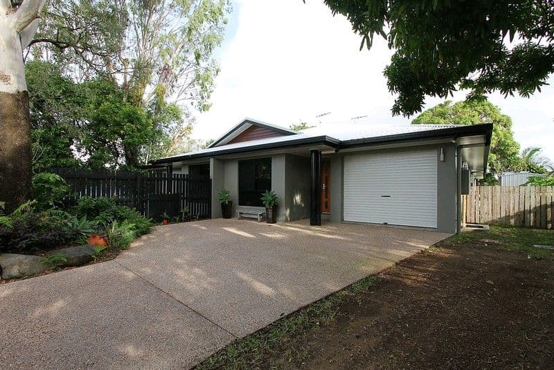 1 Quail Street, SLADE POINT QLD 4740, Slade Point - Thumbnail 2