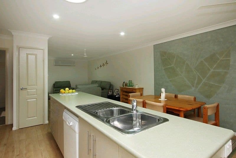 1 Quail Street, SLADE POINT QLD 4740, Slade Point - Thumbnail 6