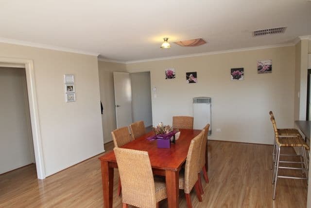 15 Tamblyn Street, Clare SA 5453, Clare - Thumbnail 5