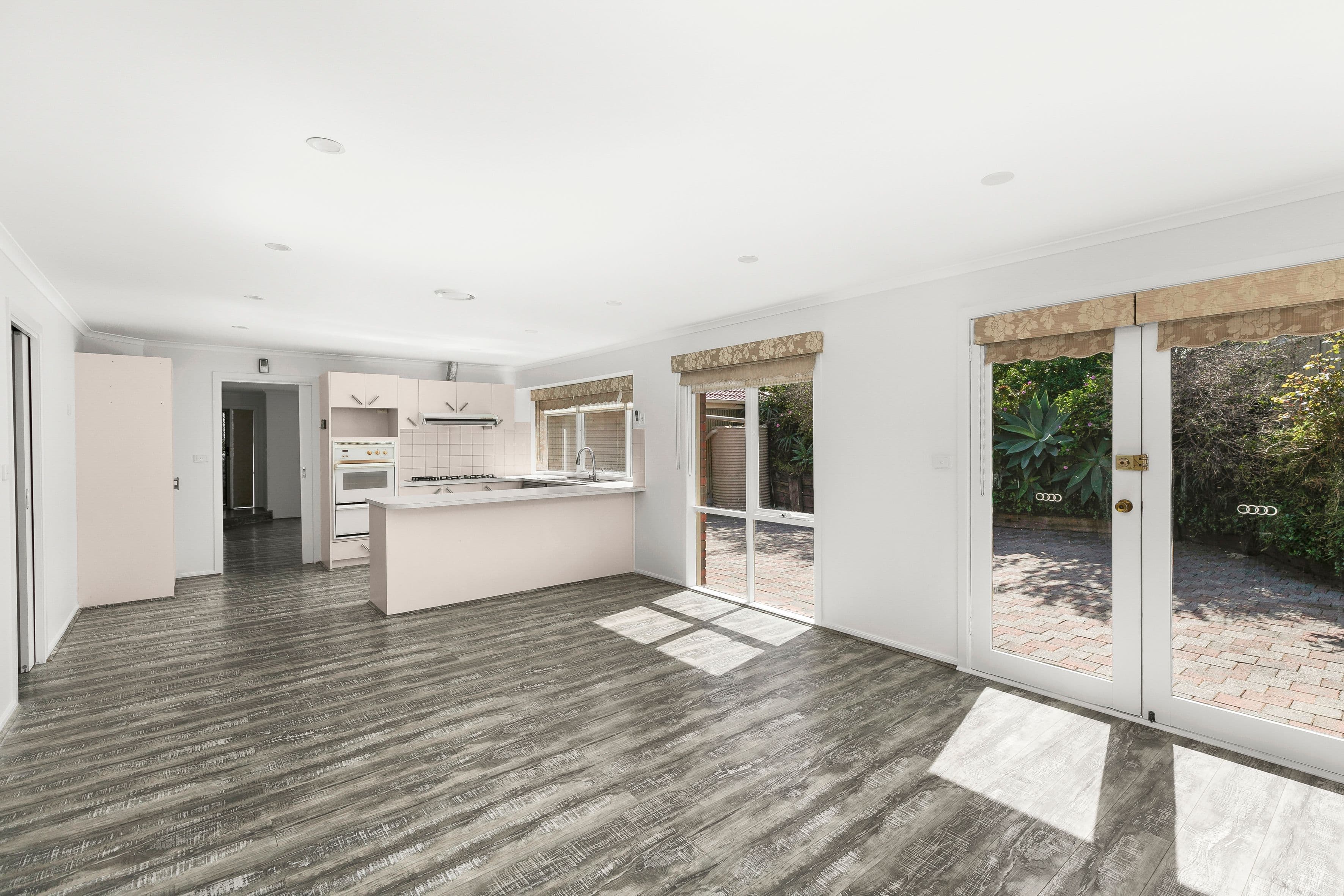 28 Ironbark Court, Meadow Heights VIC 3048, Meadow Heights - Thumbnail 5
