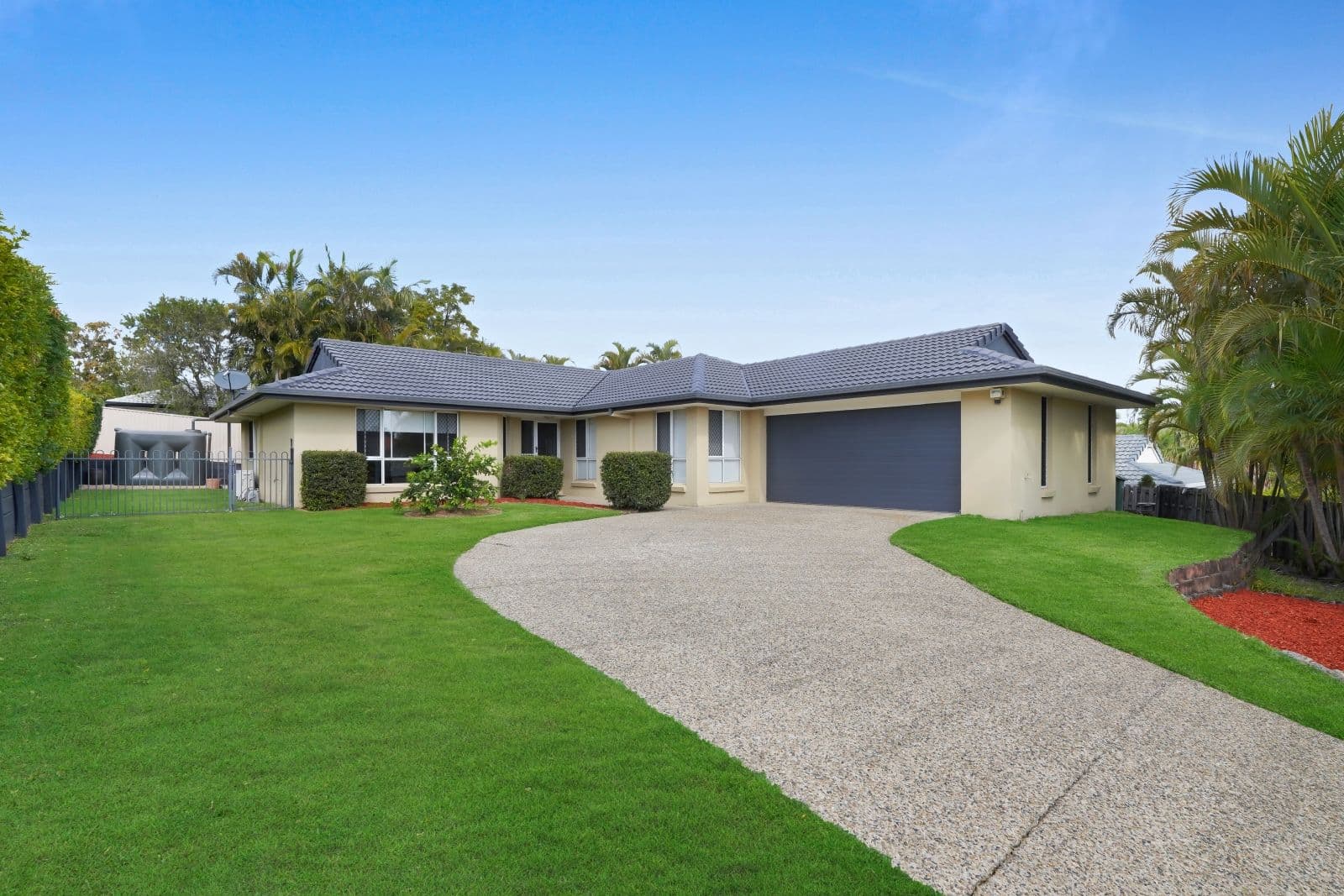 218 Napper Road, Parkwood QLD 4214, Parkwood - Thumbnail 2