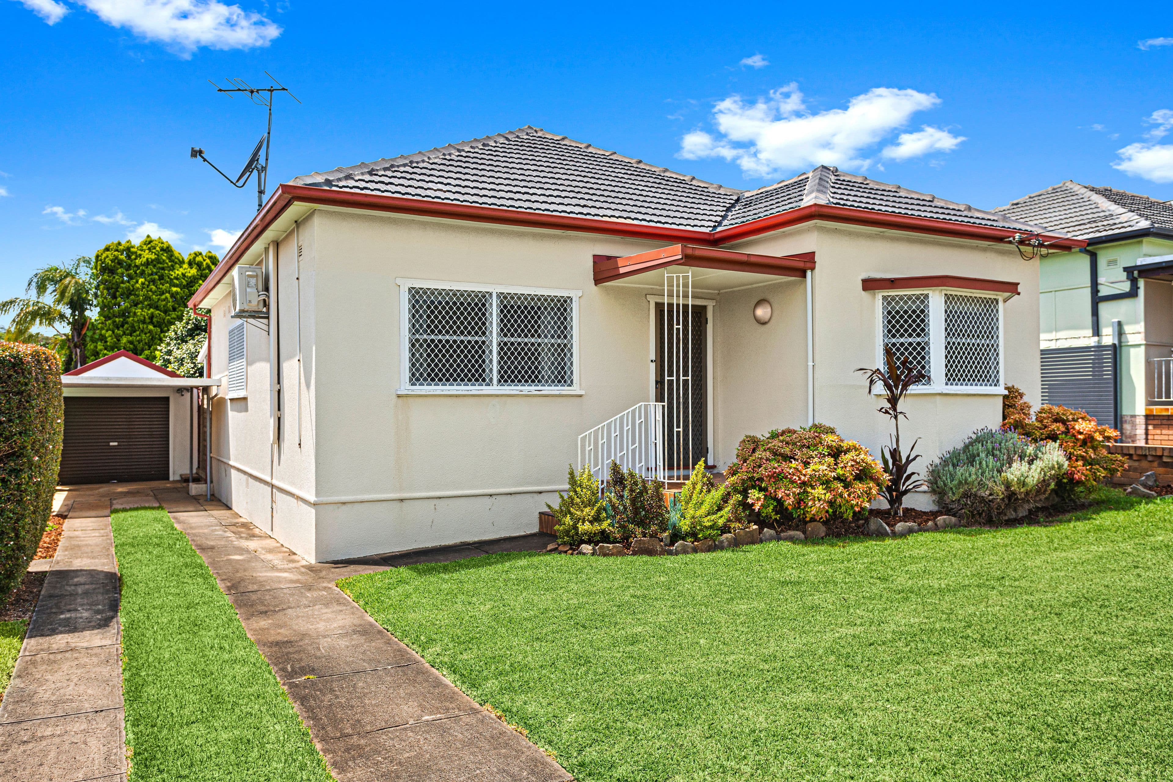 14 Napoleon Street, Riverwood NSW 2210, Riverwood - Thumbnail 2