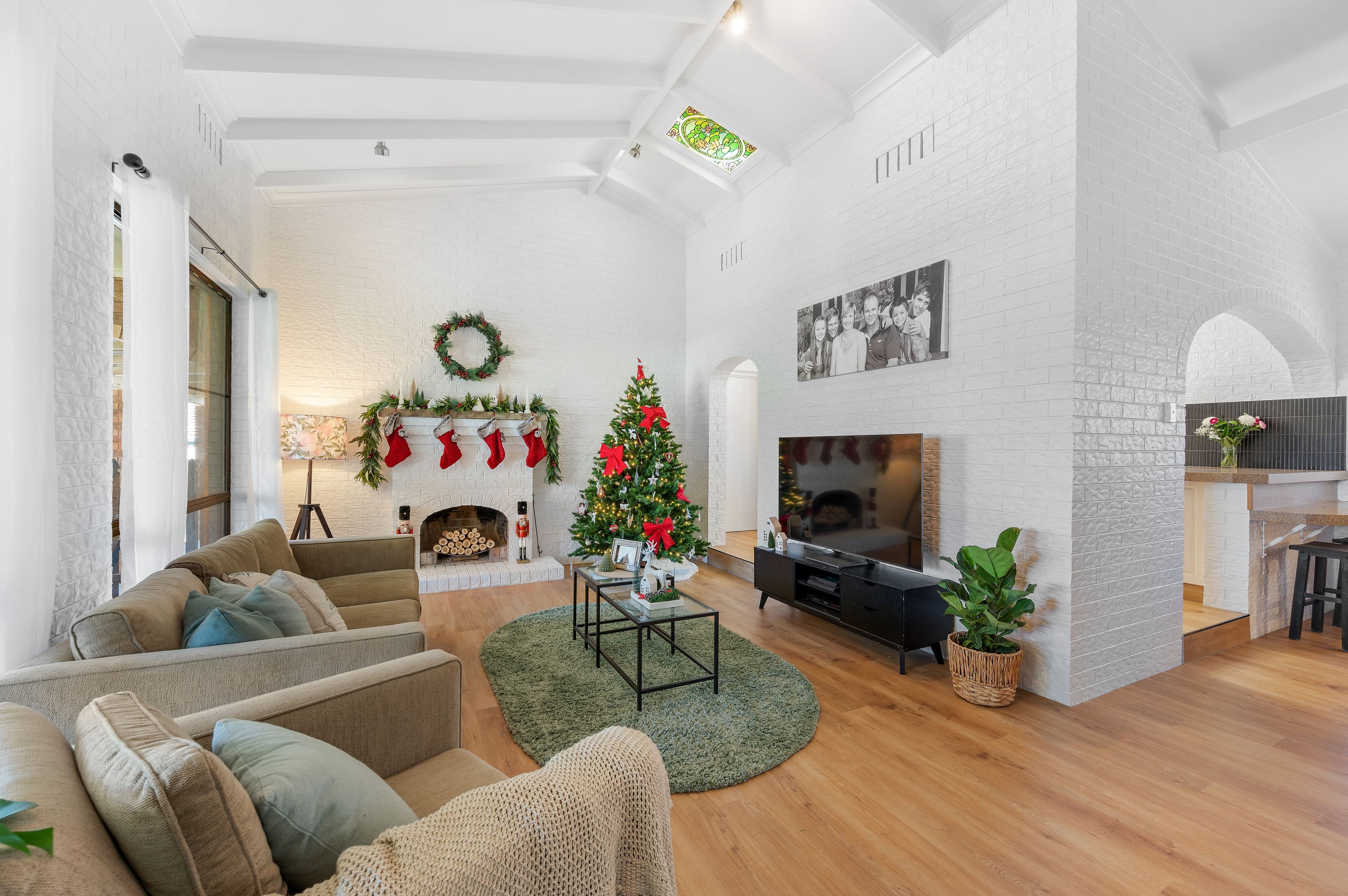 4 Wodonga Street, Clinton QLD 4680, Clinton - Image 1