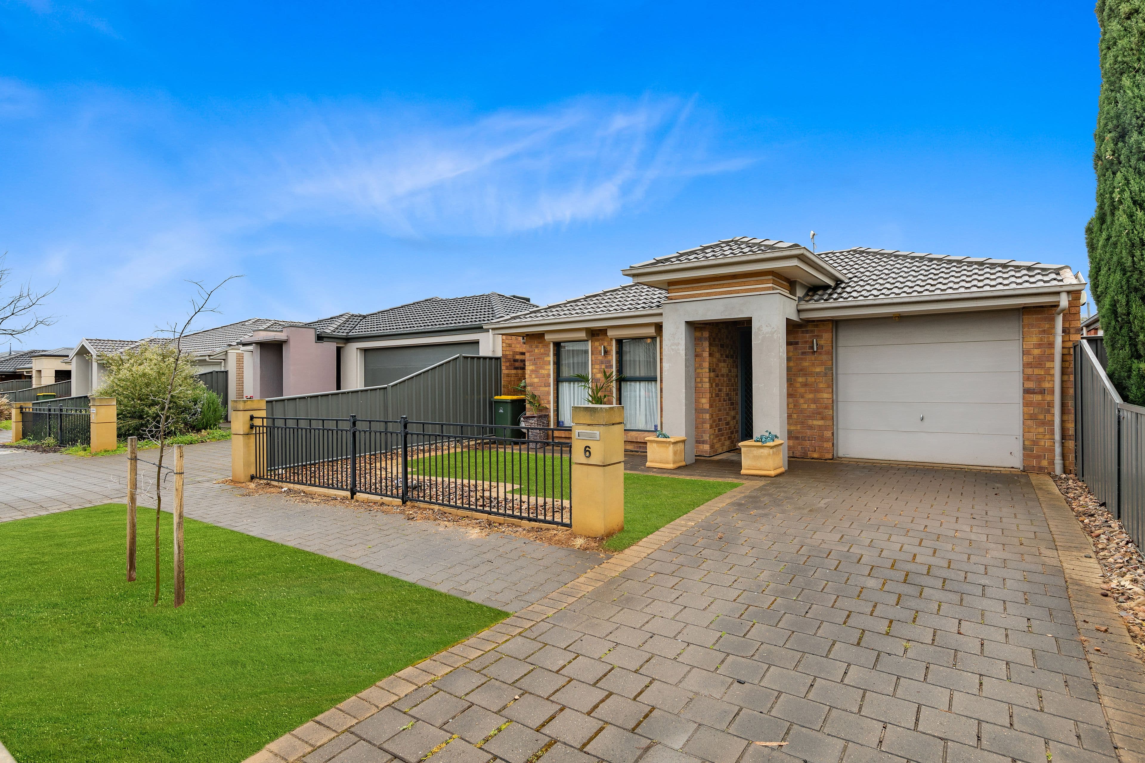 6 Semillon Crescent, Andrews Farm SA 5114, Andrews Farm - Thumbnail 2