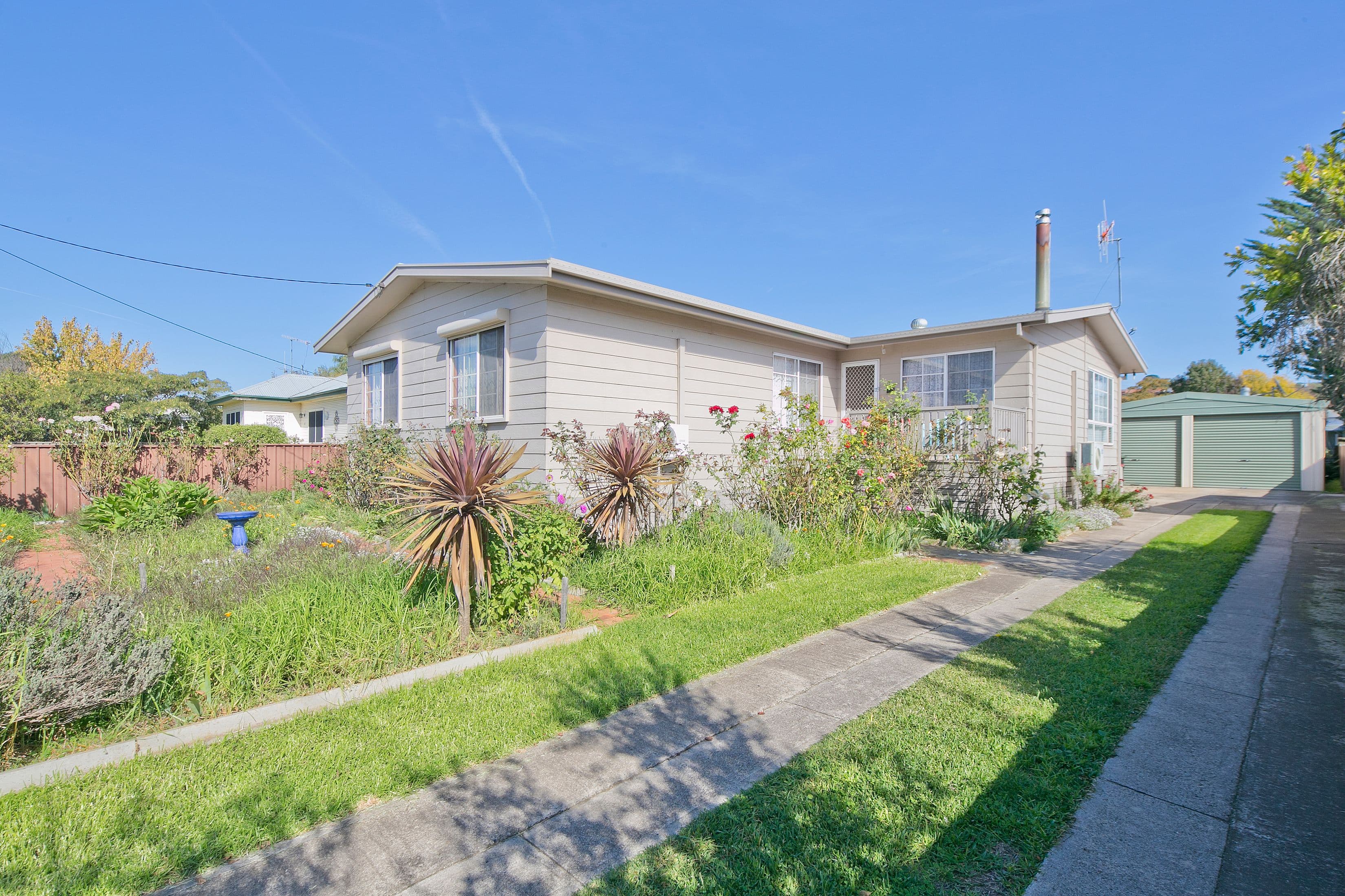 50 Braidwood Road, Goulburn - Image 1