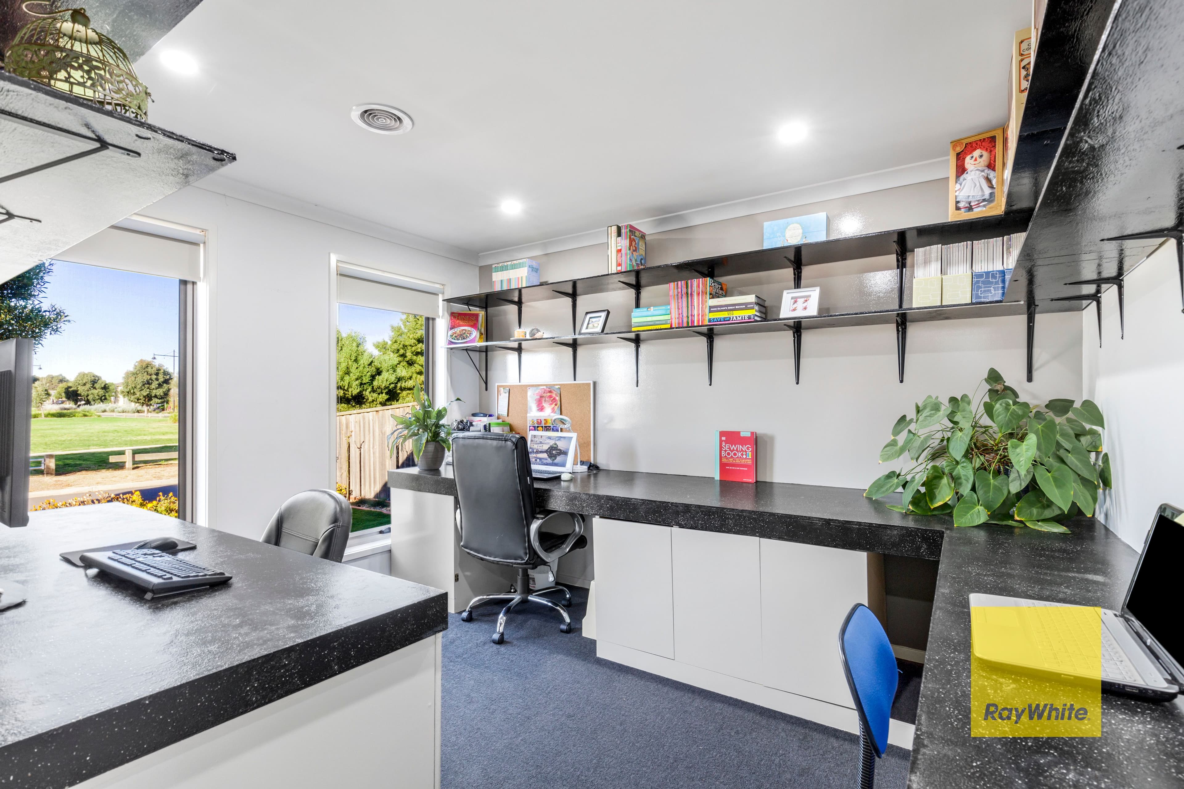5 Chatsworth Way, Curlewis VIC 3222, Curlewis - Thumbnail 2