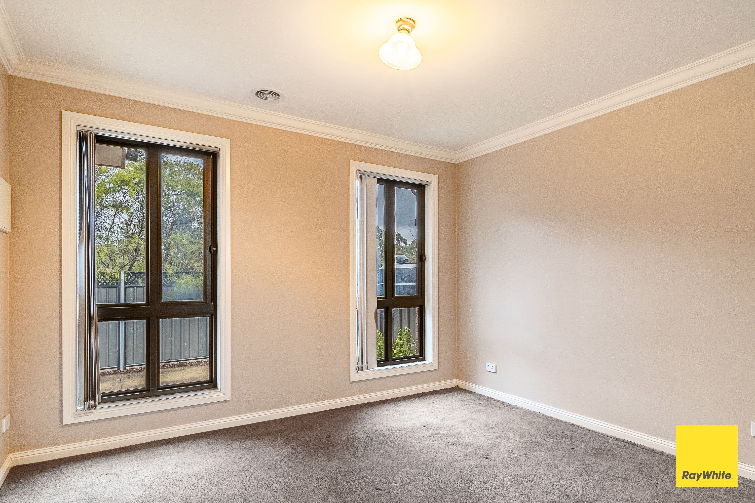 16 Muriel Street, Kangaroo Flat VIC 3555, Kangaroo Flat - Thumbnail 3