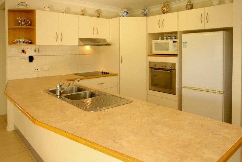 15 Brenton Circuit, DEERAGUN QLD 4818, Deeragun - Thumbnail 2