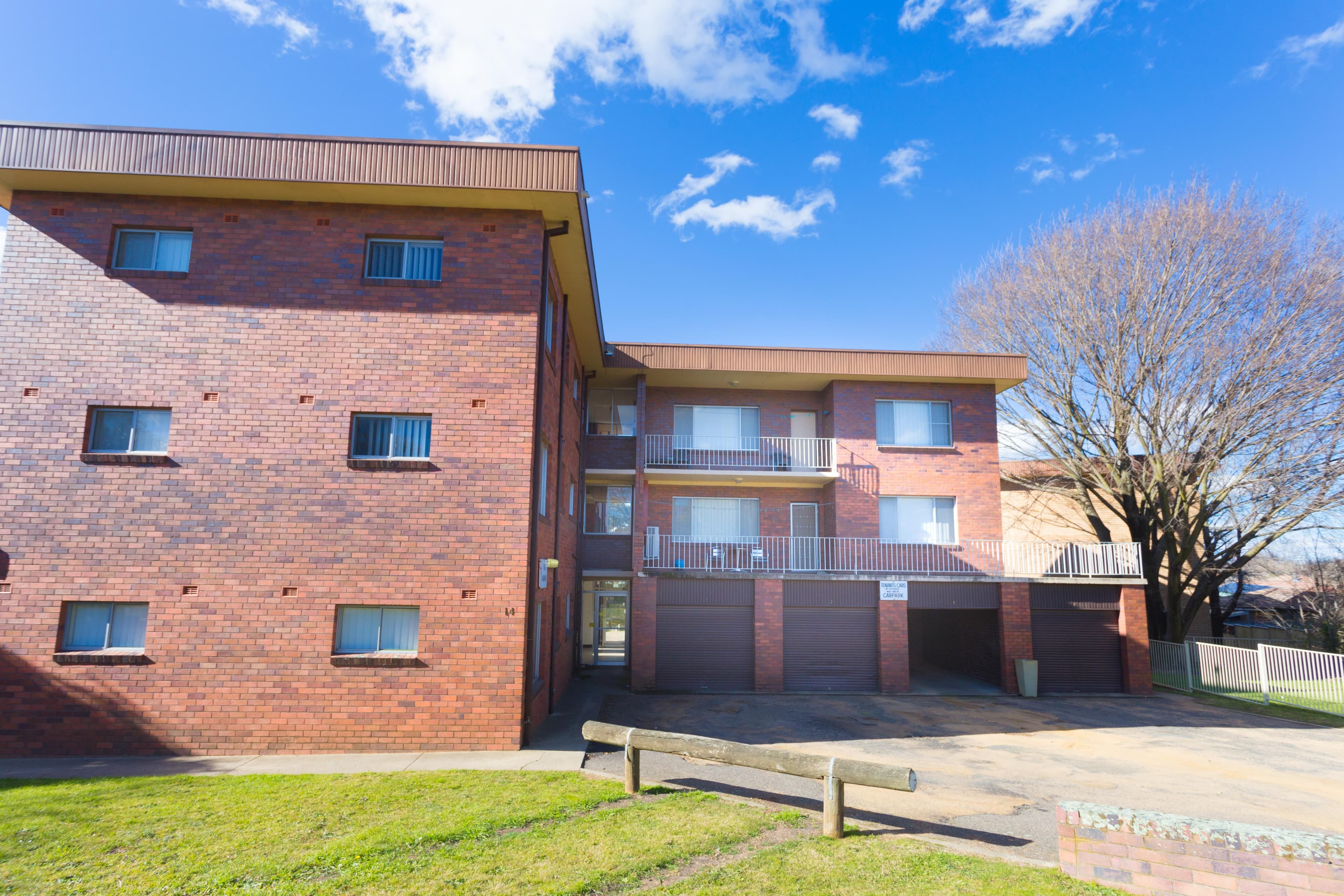 14 Burrendong Way, Orange - Thumbnail 2