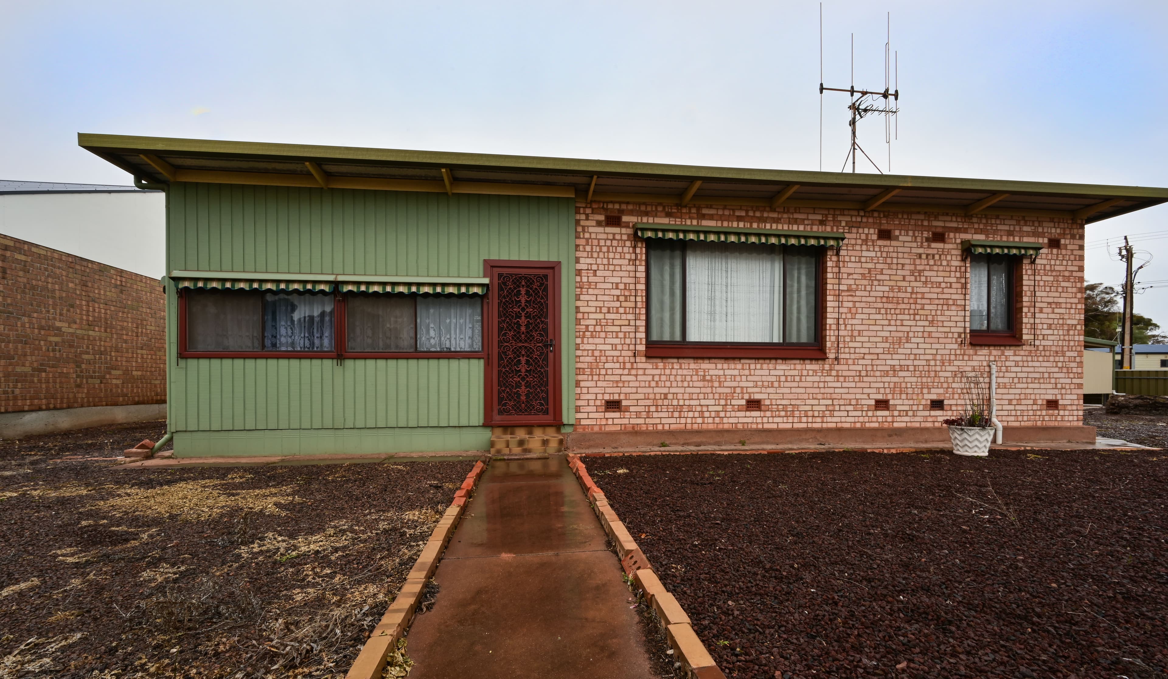 2 Newton Street, Whyalla SA 5600, Whyalla - Thumbnail 2