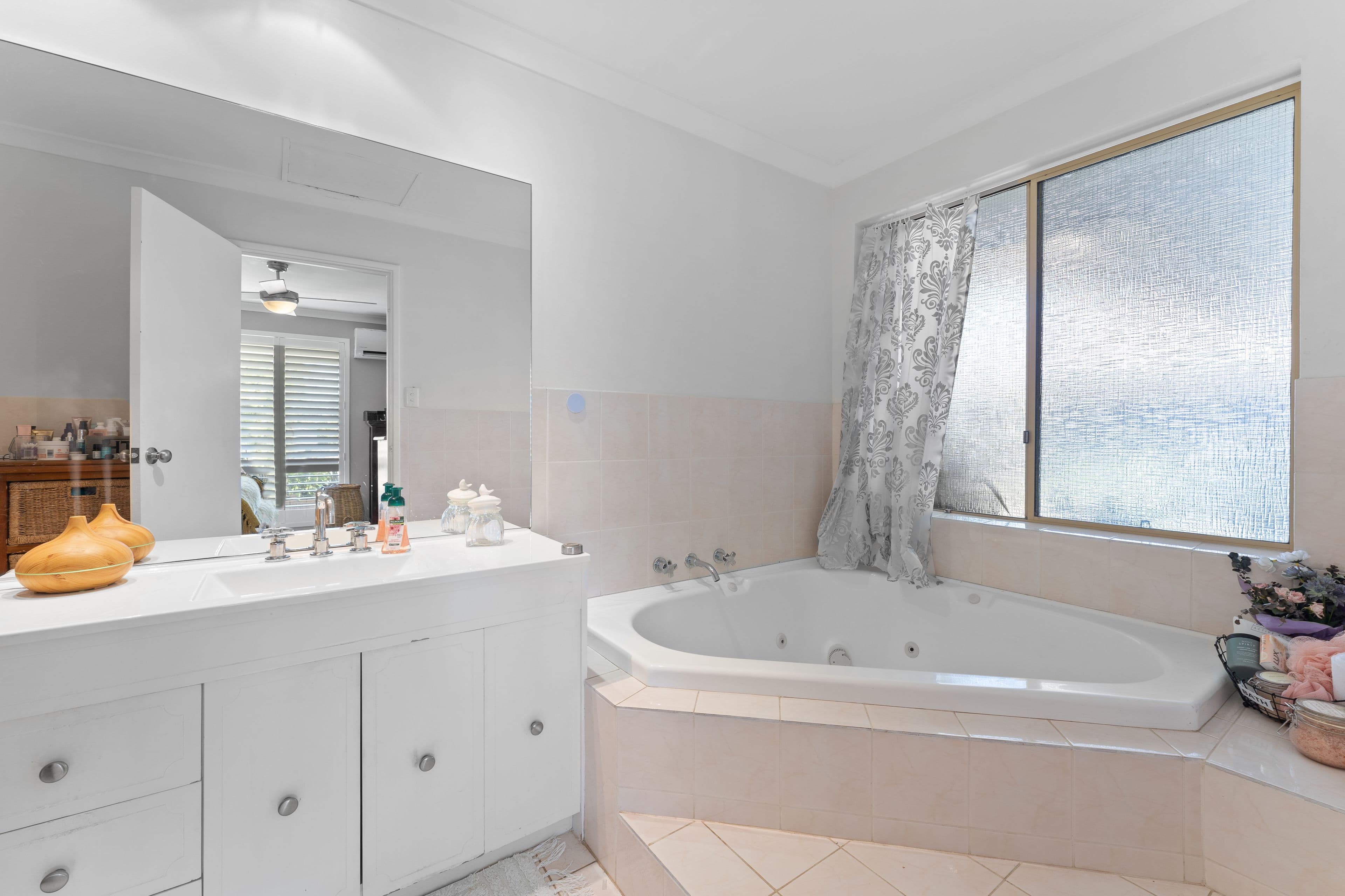 5 Walleroo Place, Rockingham WA 6168, Rockingham - Thumbnail 7