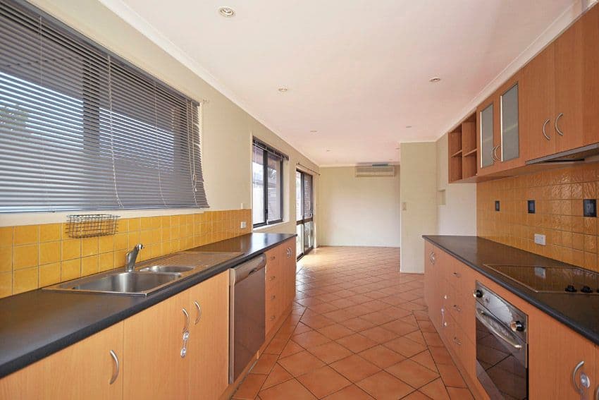 13 Verdichio Avenue, Mermaid Waters QLD 4218, Mermaid Waters - Thumbnail 4