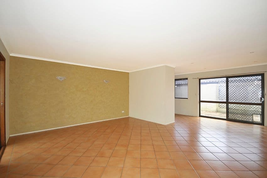 13 Verdichio Avenue, Mermaid Waters QLD 4218, Mermaid Waters - Thumbnail 5