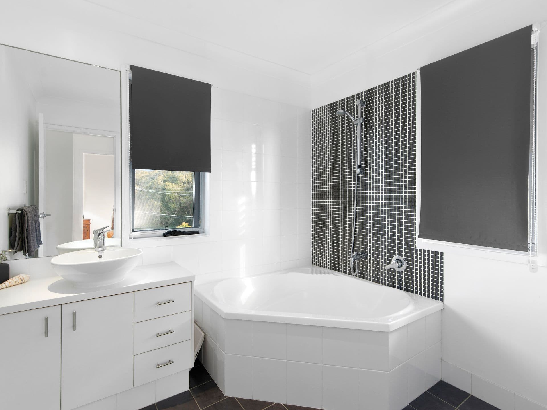 4 Station Street, Tugun QLD 4224, Tugun - Thumbnail 7