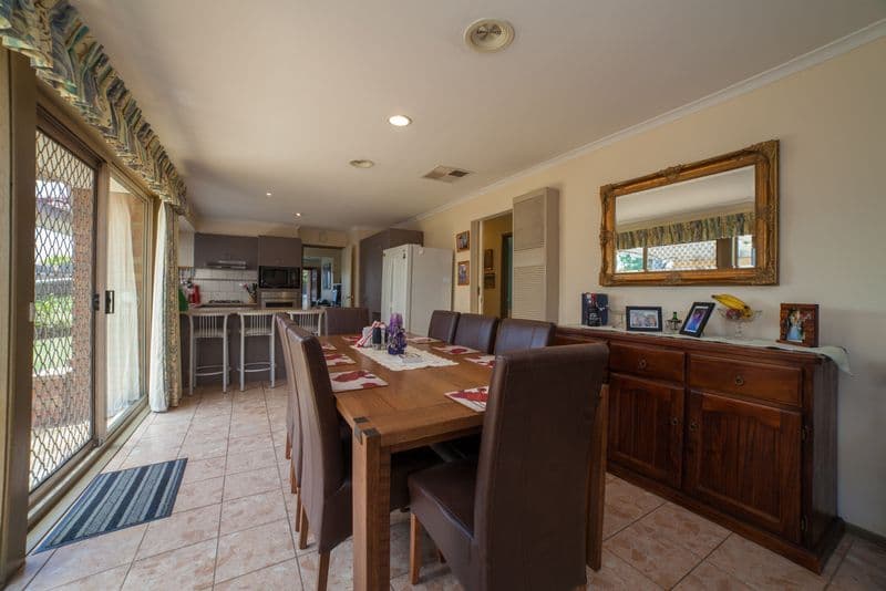 106 Cairns Road, Hampton Park VIC 3976, Hampton Park - Thumbnail 6