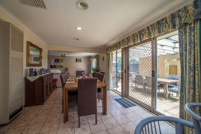 106 Cairns Road, Hampton Park VIC 3976, Hampton Park - Thumbnail 7