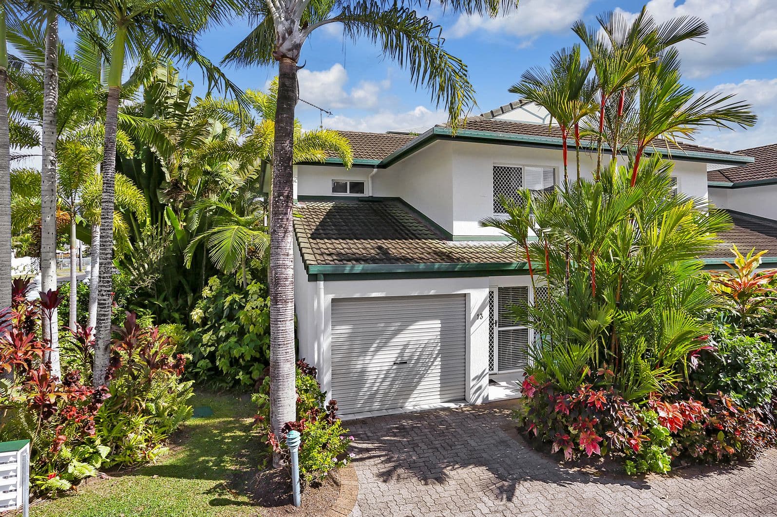 59-61 Vasey Esplanade, Trinity Beach QLD 4879, Trinity Beach - Thumbnail 2