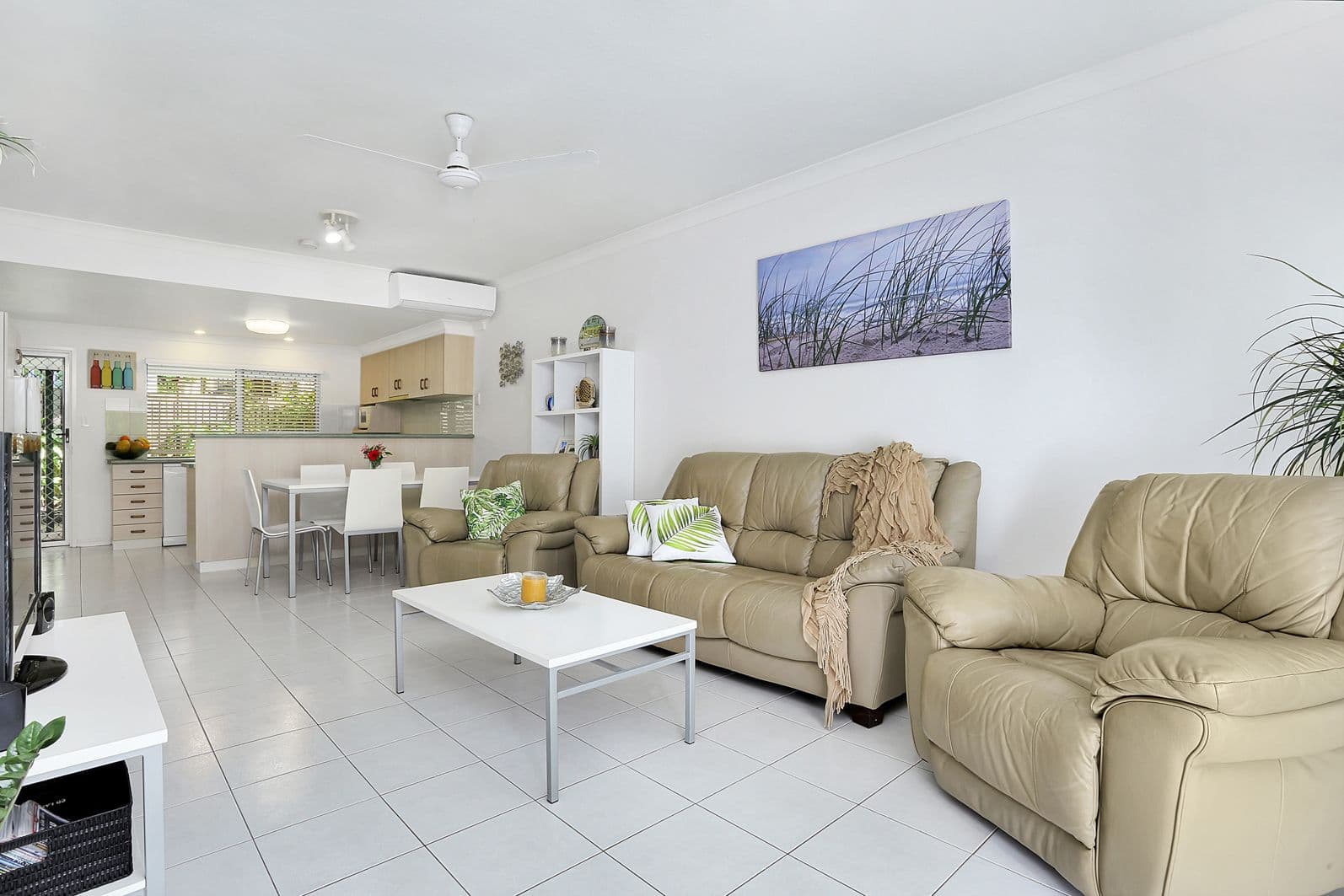 59-61 Vasey Esplanade, Trinity Beach QLD 4879, Trinity Beach - Thumbnail 3
