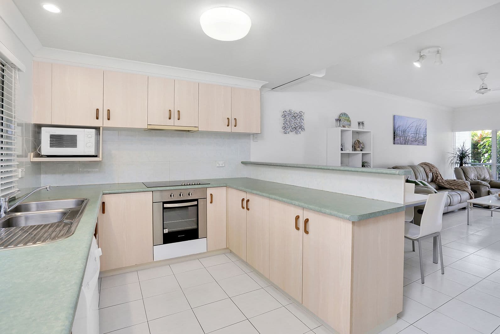 59-61 Vasey Esplanade, Trinity Beach QLD 4879, Trinity Beach - Thumbnail 5