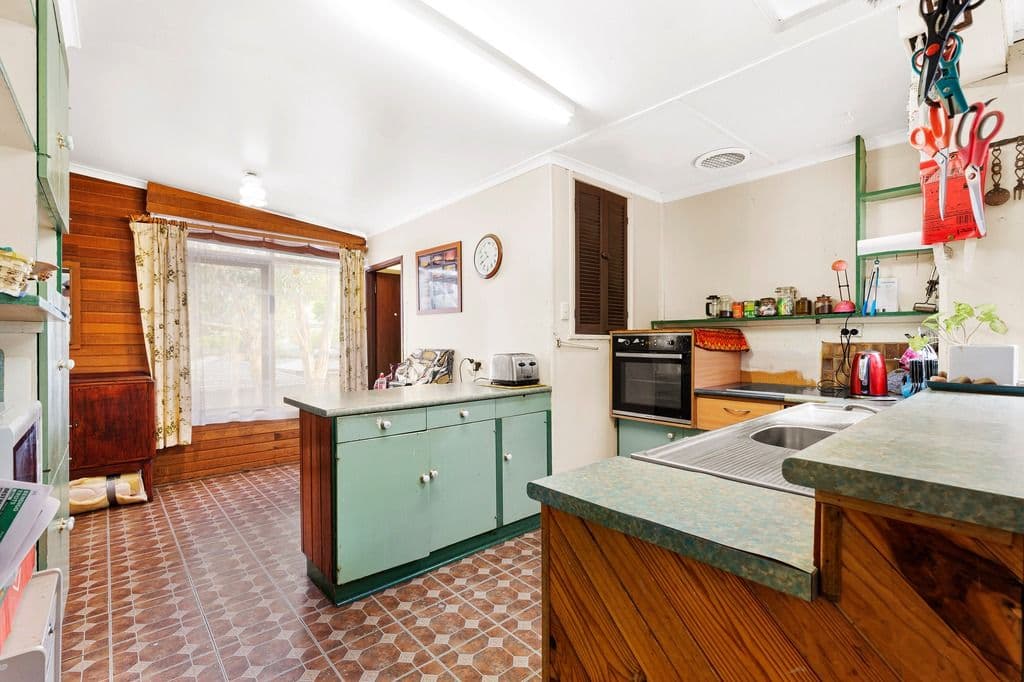 58 Clyde Street, Diamond Creek VIC 3089, Diamond Creek - Thumbnail 4