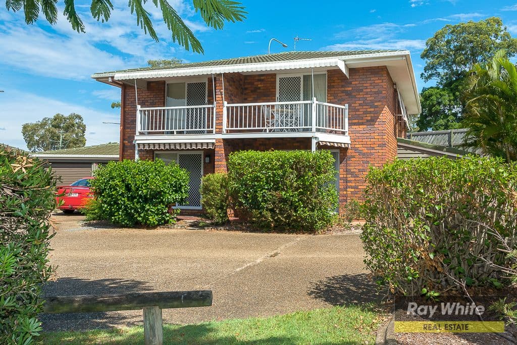 10 Hollywell Road, Biggera Waters QLD 4216, Biggera Waters - Image 1