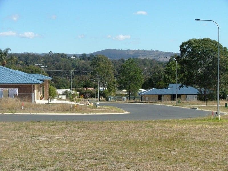 L18 Samuel Avenue, CROWS NEST QLD 4355, Crows Nest - Thumbnail 2