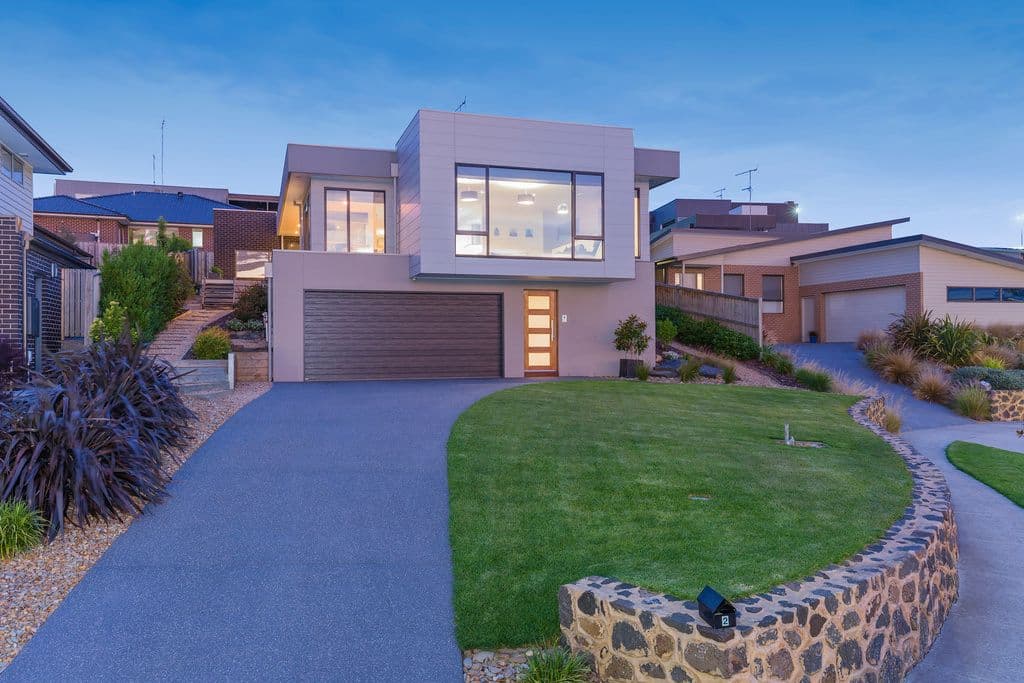 2 Manche Court, Highton VIC 3216, Highton - Thumbnail 2