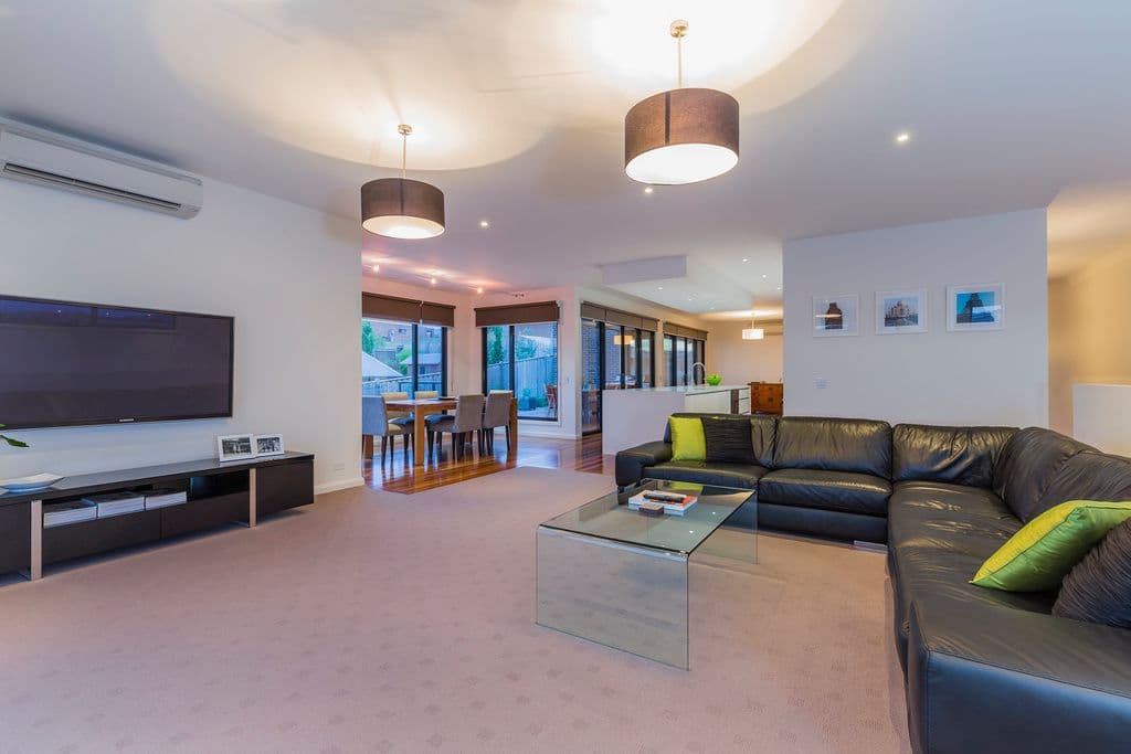 2 Manche Court, Highton VIC 3216, Highton - Thumbnail 5