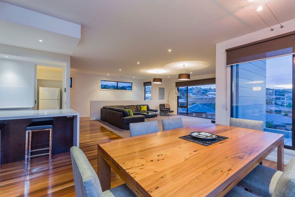 2 Manche Court, Highton VIC 3216, Highton - Thumbnail 8
