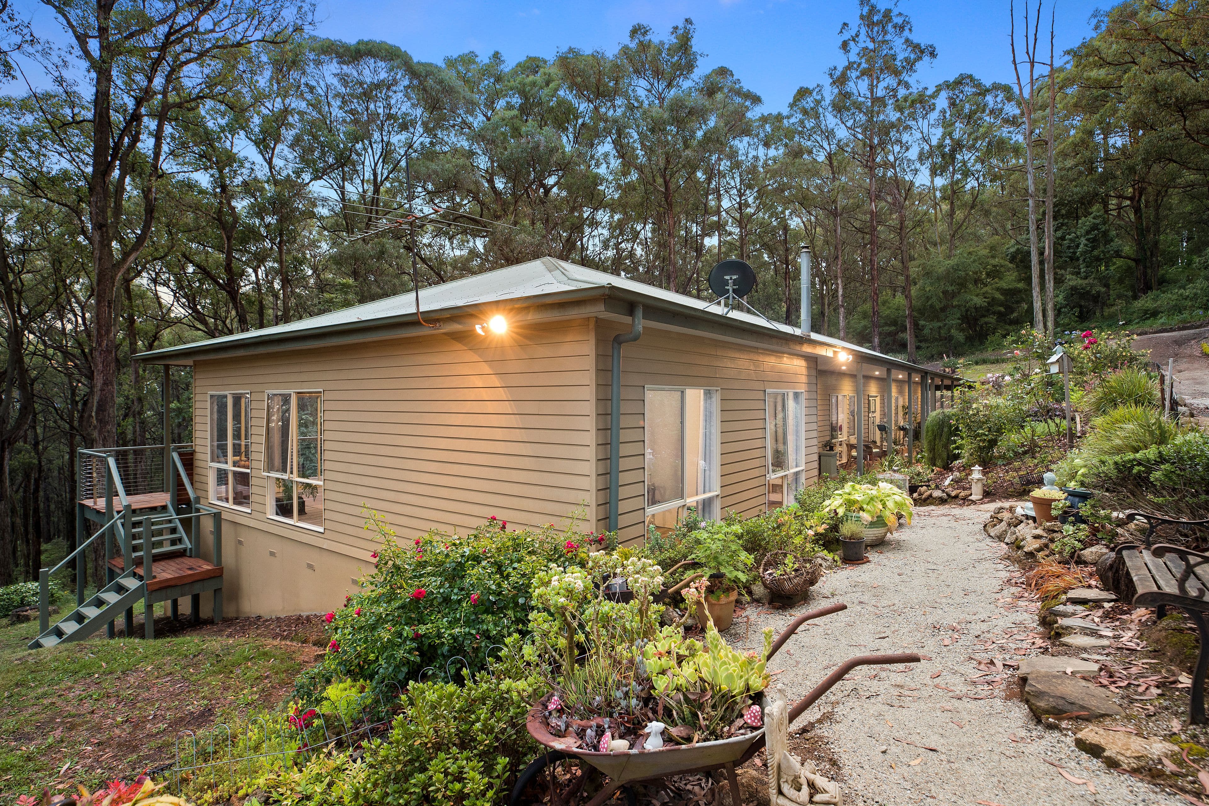 87 Grey Road, Gembrook VIC 3783, Gembrook - Thumbnail 4