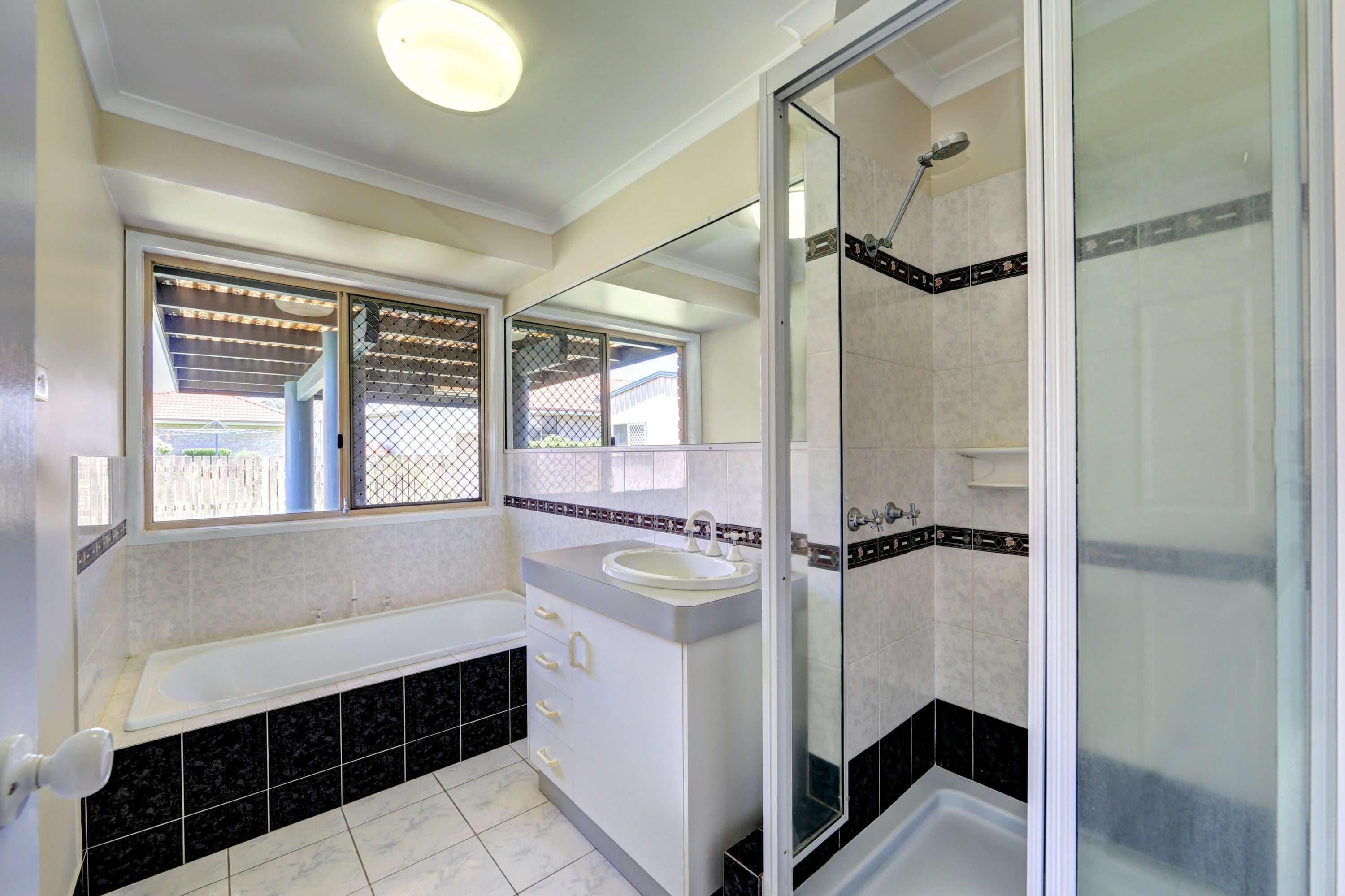 47 Leivesley Street, BUNDABERG EAST QLD 4670, Bundaberg East - Thumbnail 4