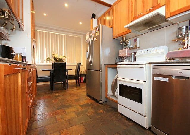 86 Rex Road, GEORGES HALL NSW 2198, Georges Hall - Thumbnail 3