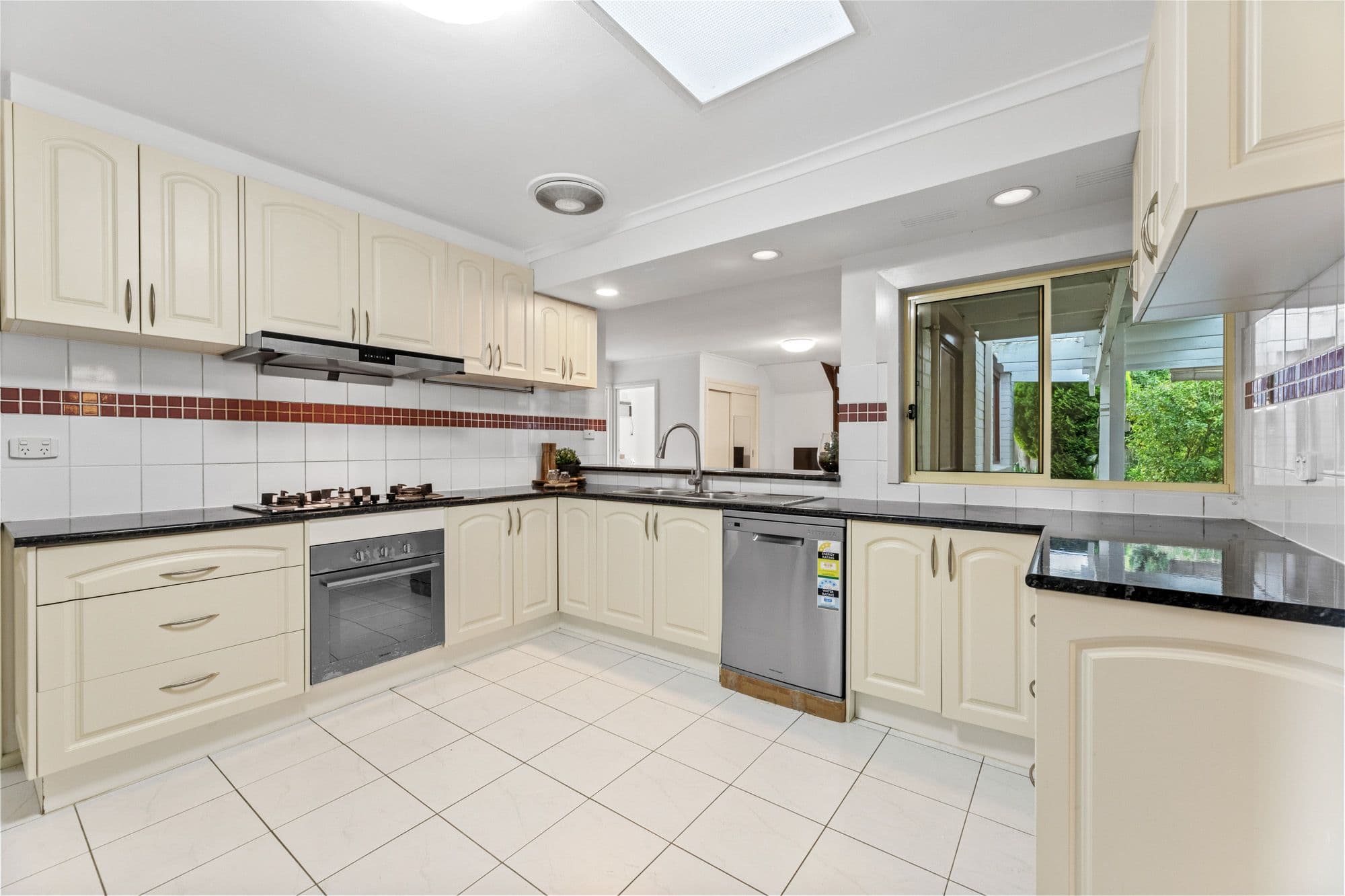 13 Lantana Street, Doncaster East VIC 3109, Doncaster East - Thumbnail 8