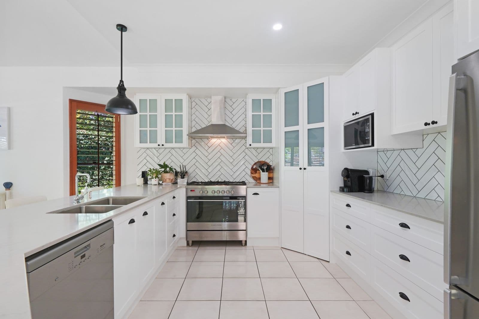 23 Chichester Drive, Arundel QLD 4214, Arundel - Thumbnail 6