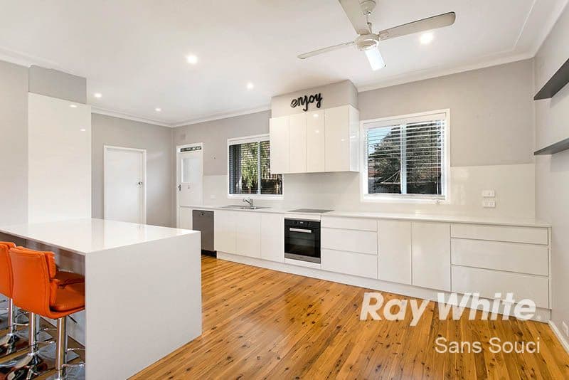 39 Russell Avenue, Sans Souci - Thumbnail 6