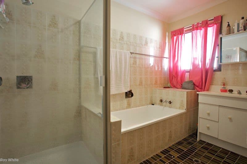 27 Palm Avenue, BONGAREE QLD 4507, Bongaree - Thumbnail 5