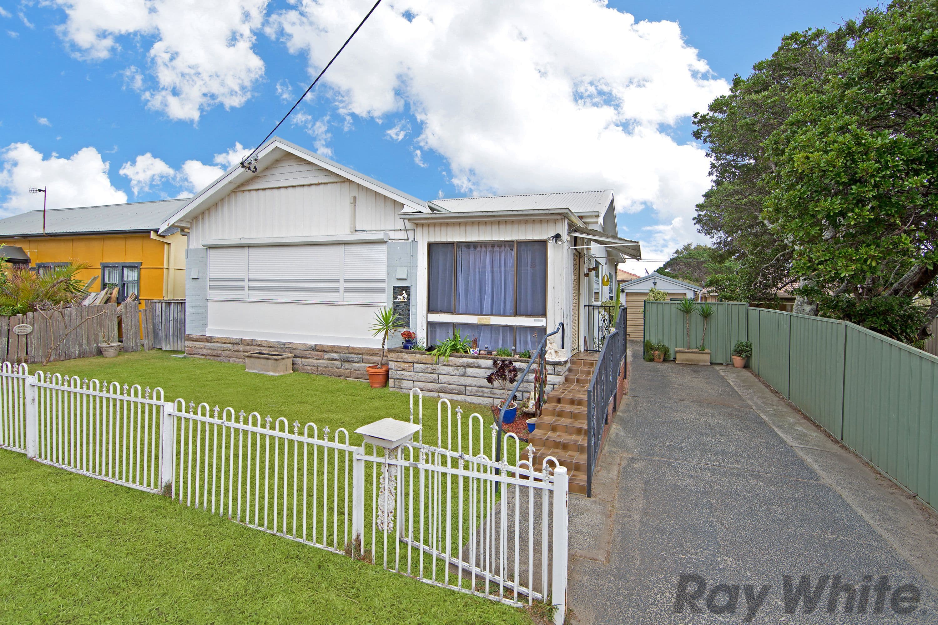 1/4 Dunbar Terrace, Glenelg East - Image 1
