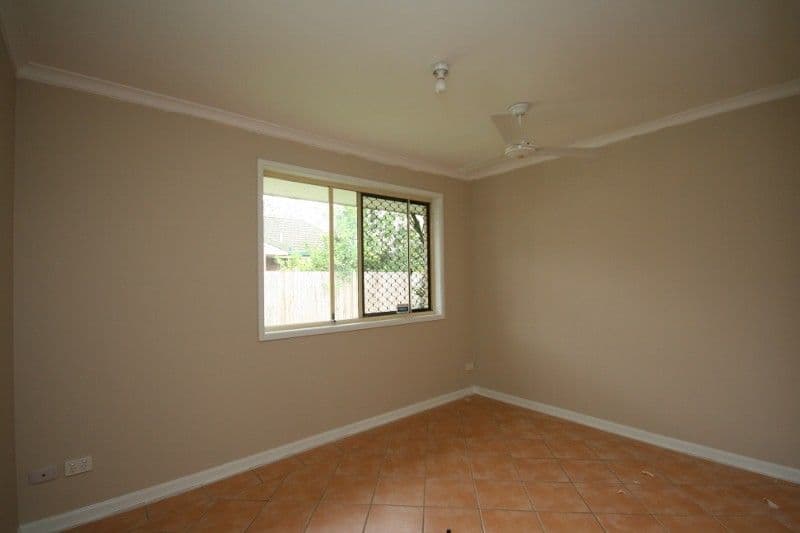 33 Crelga Court, MERRIMAC QLD 4226, Merrimac - Thumbnail 8