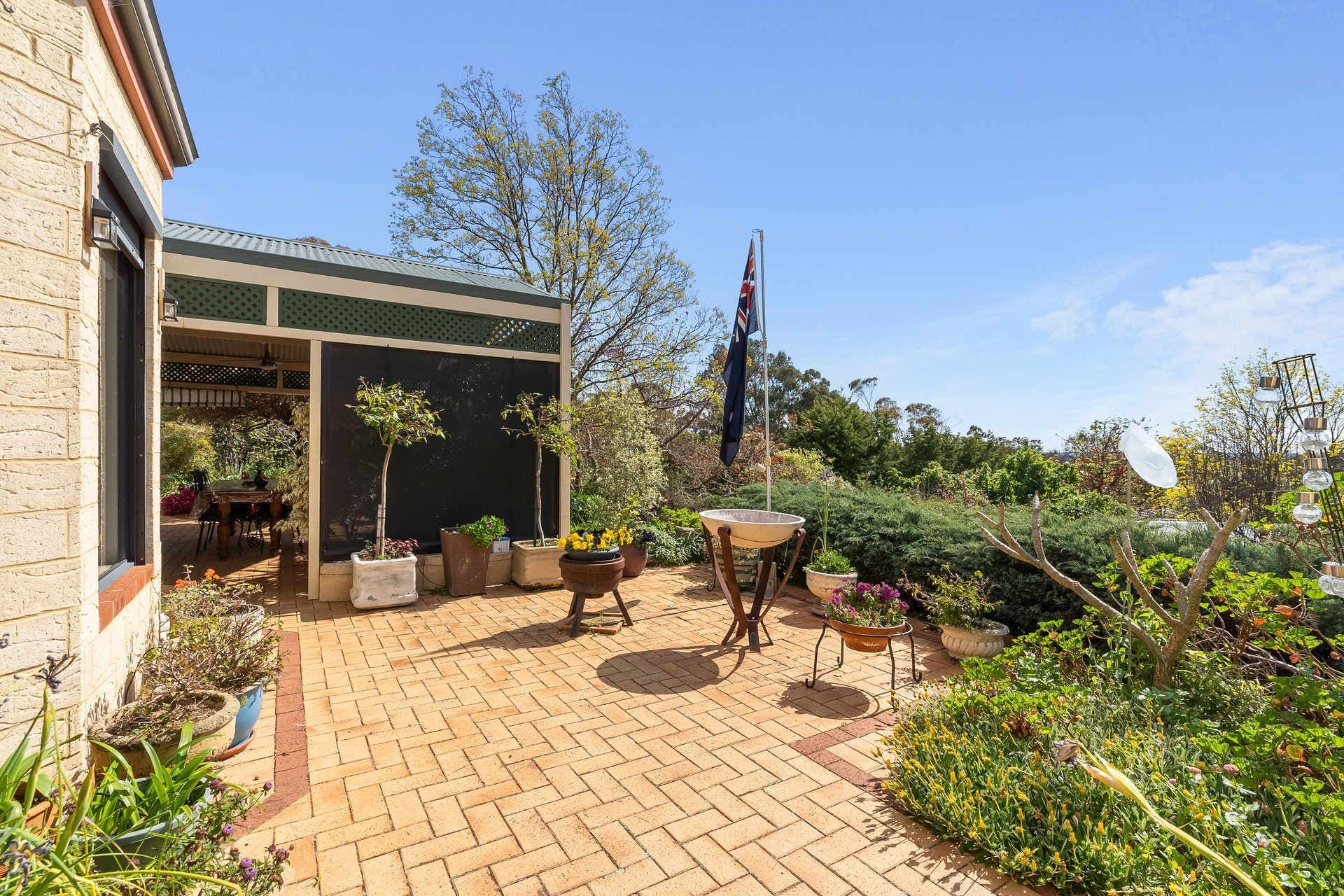77 Stanhope Road, Kalamunda WA 6076, Kalamunda - Thumbnail 3