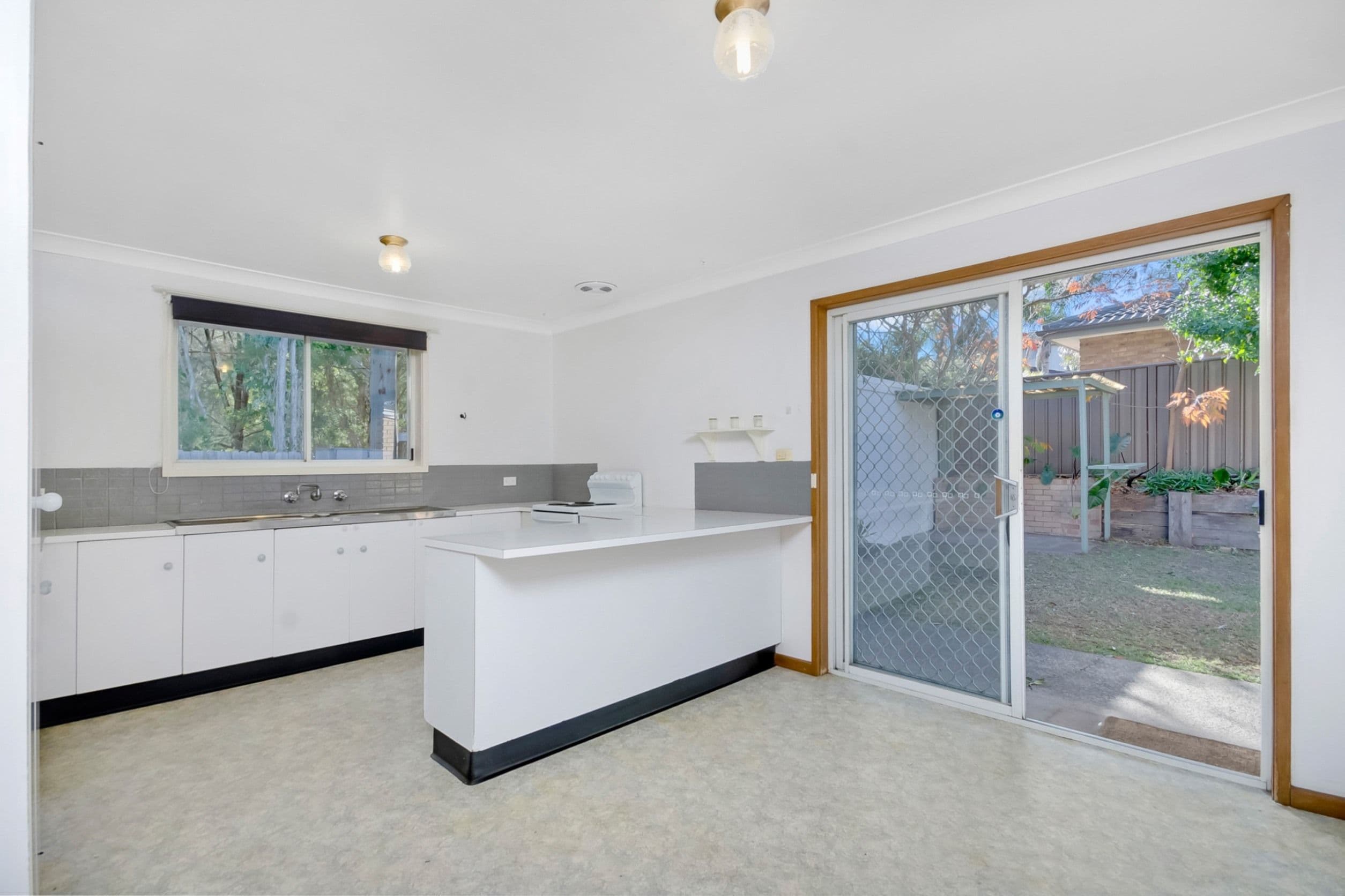62 Doris Avenue, WOONONA NSW 2517, Woonona - Thumbnail 3