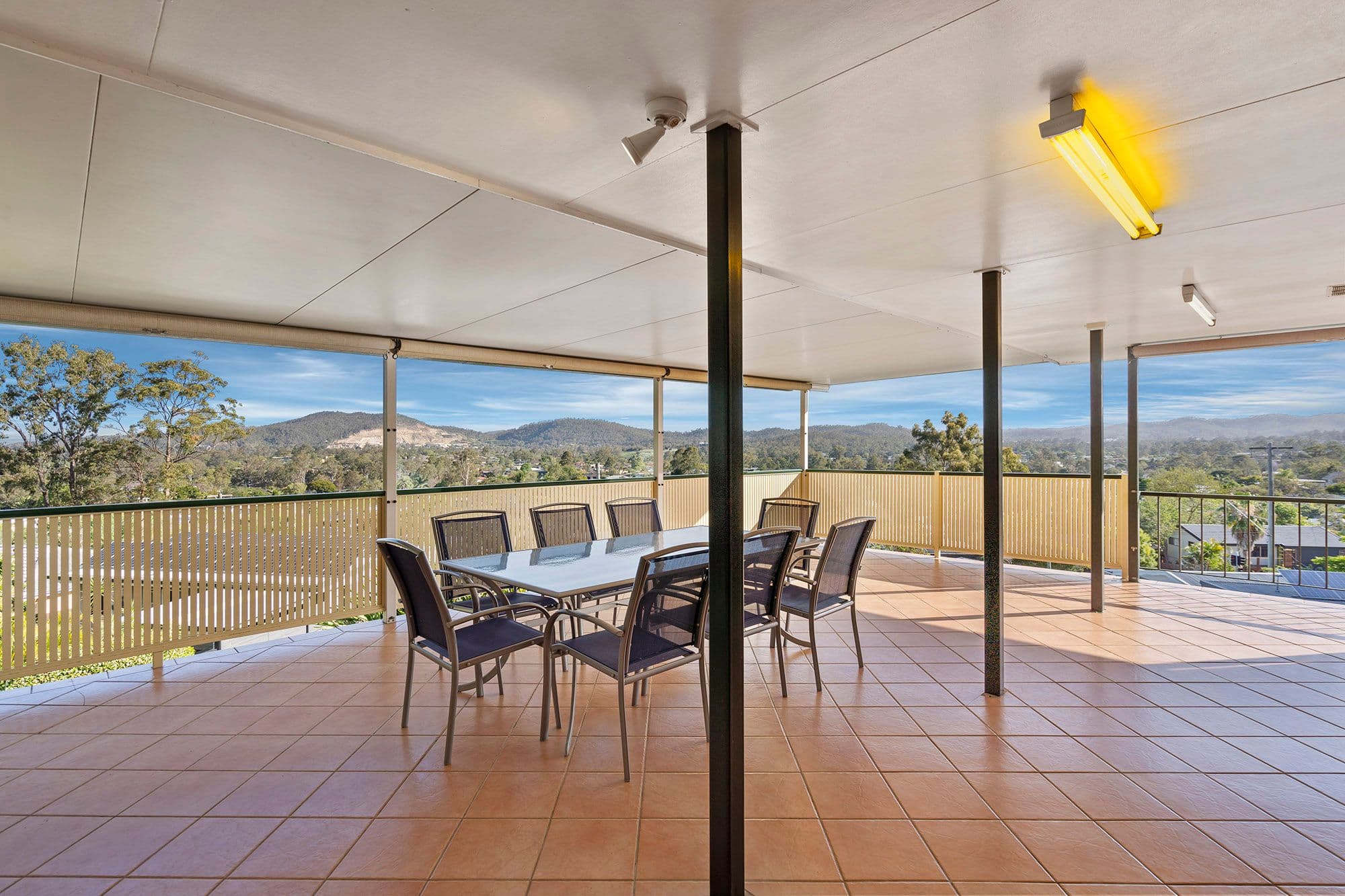6 Caesar Road, Ferny Hills QLD 4055, Ferny Hills - Thumbnail 2