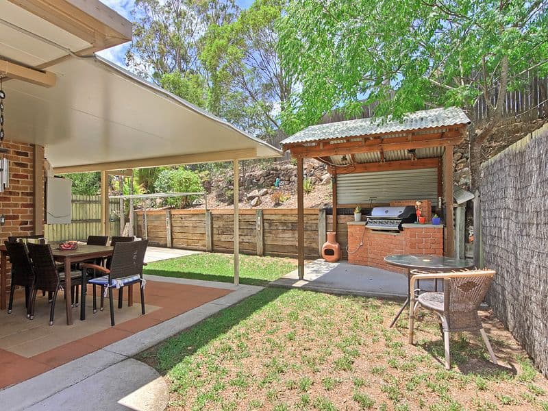 3 Cherbourg Court, PETRIE QLD 4502, Petrie - Thumbnail 2