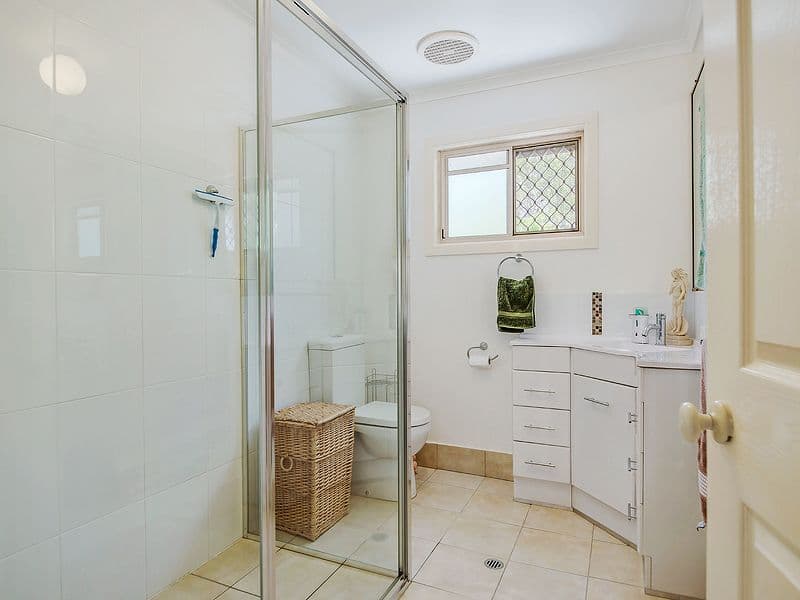 3 Cherbourg Court, PETRIE QLD 4502, Petrie - Thumbnail 8